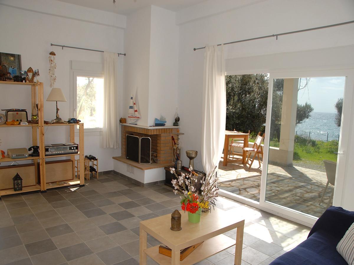 Melinda Holiday House Plomari Quarto foto